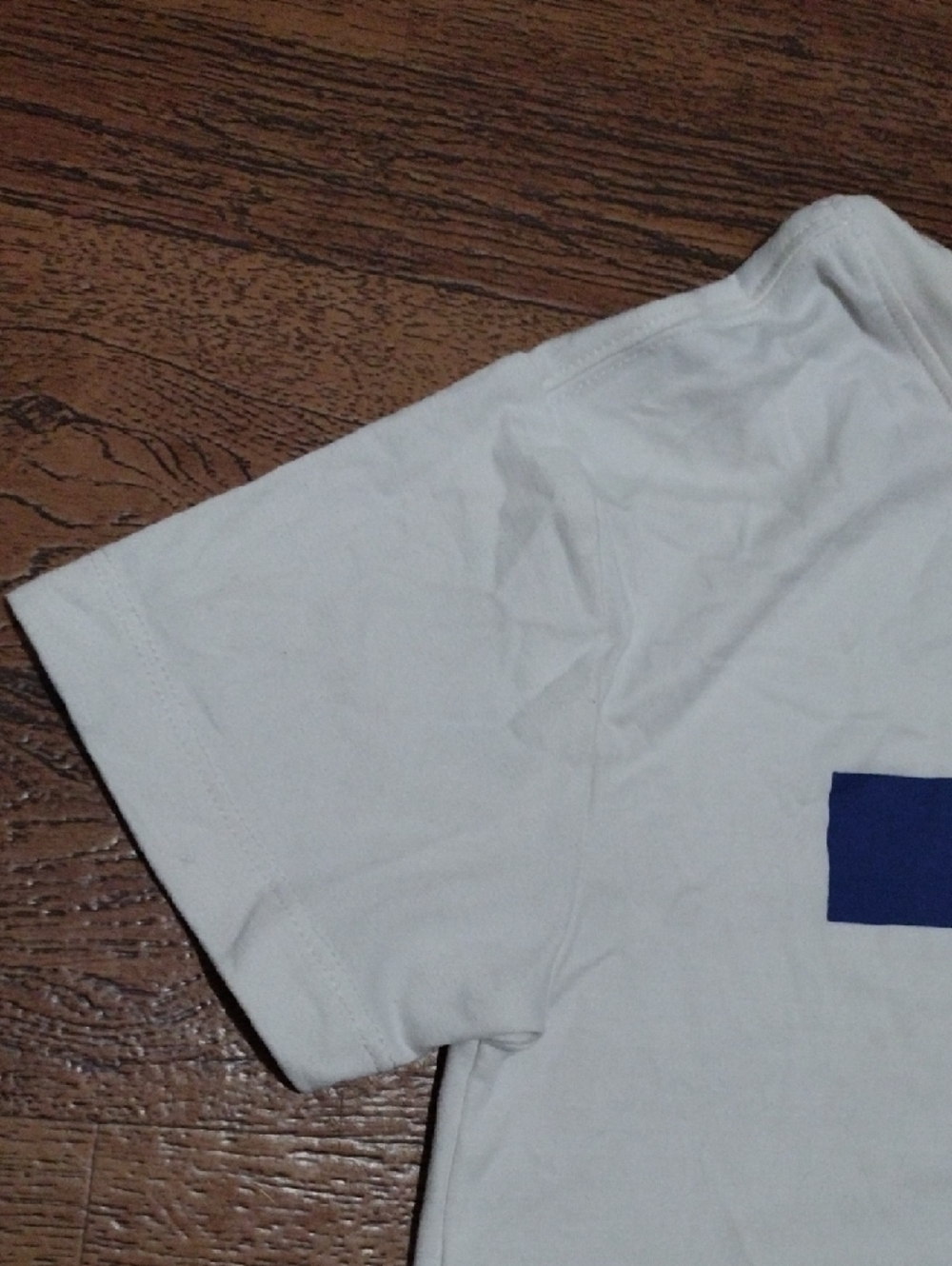 Reebok White Kids Tee with Navy Logo Bar - Picture 4 of 7